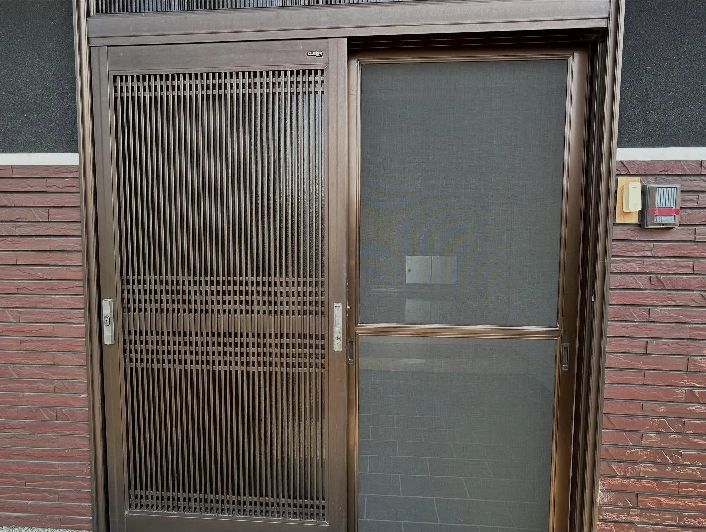 小牧市の網戸の張替え